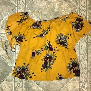 Off Shoulder Floral Shirt